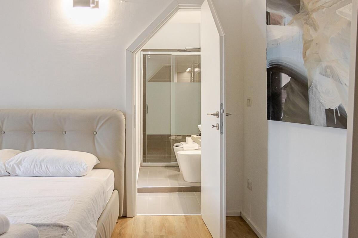 Apartment Garau With Opera D'arte Mailand