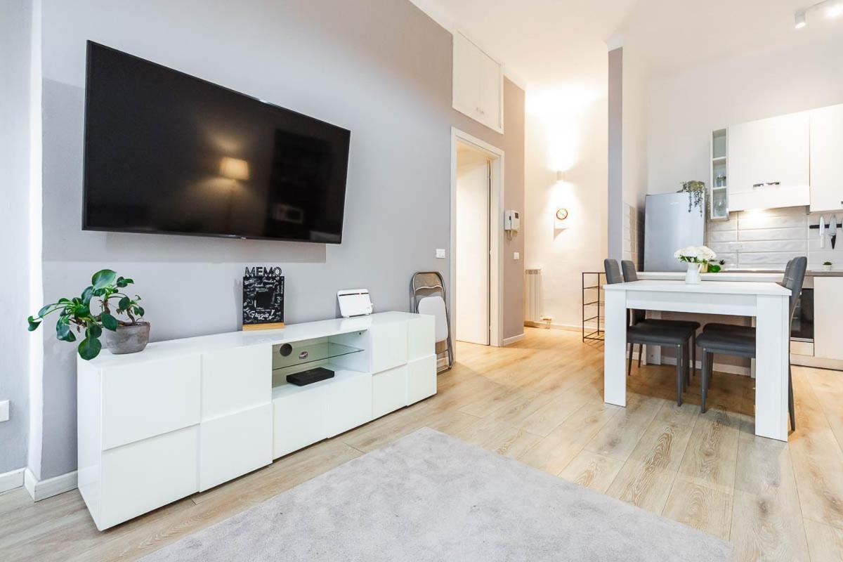 Duomo 10 Minuti Family House 5 Pax Balcone Wifi Mailand