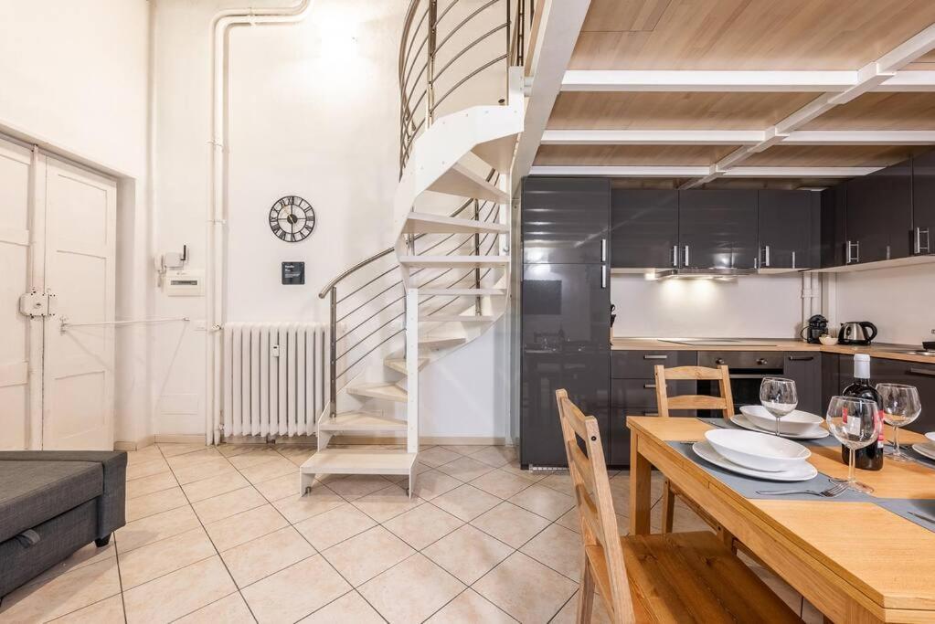 Apartamento Verdi's Nest - Loft With Wifi And Netflix Milão