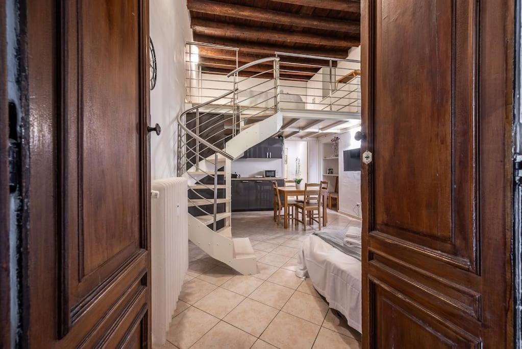 Apartamento Verdi's Nest - Loft With Wifi And Netflix