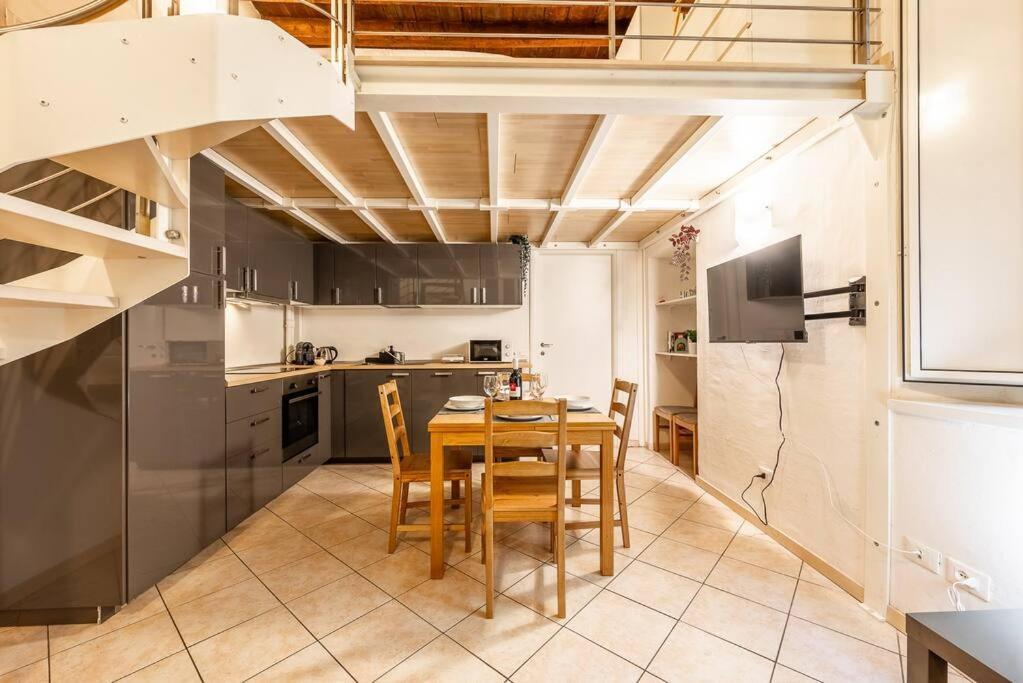 Verdi's Nest - Loft With Wifi And Netflix Apartamento Milão