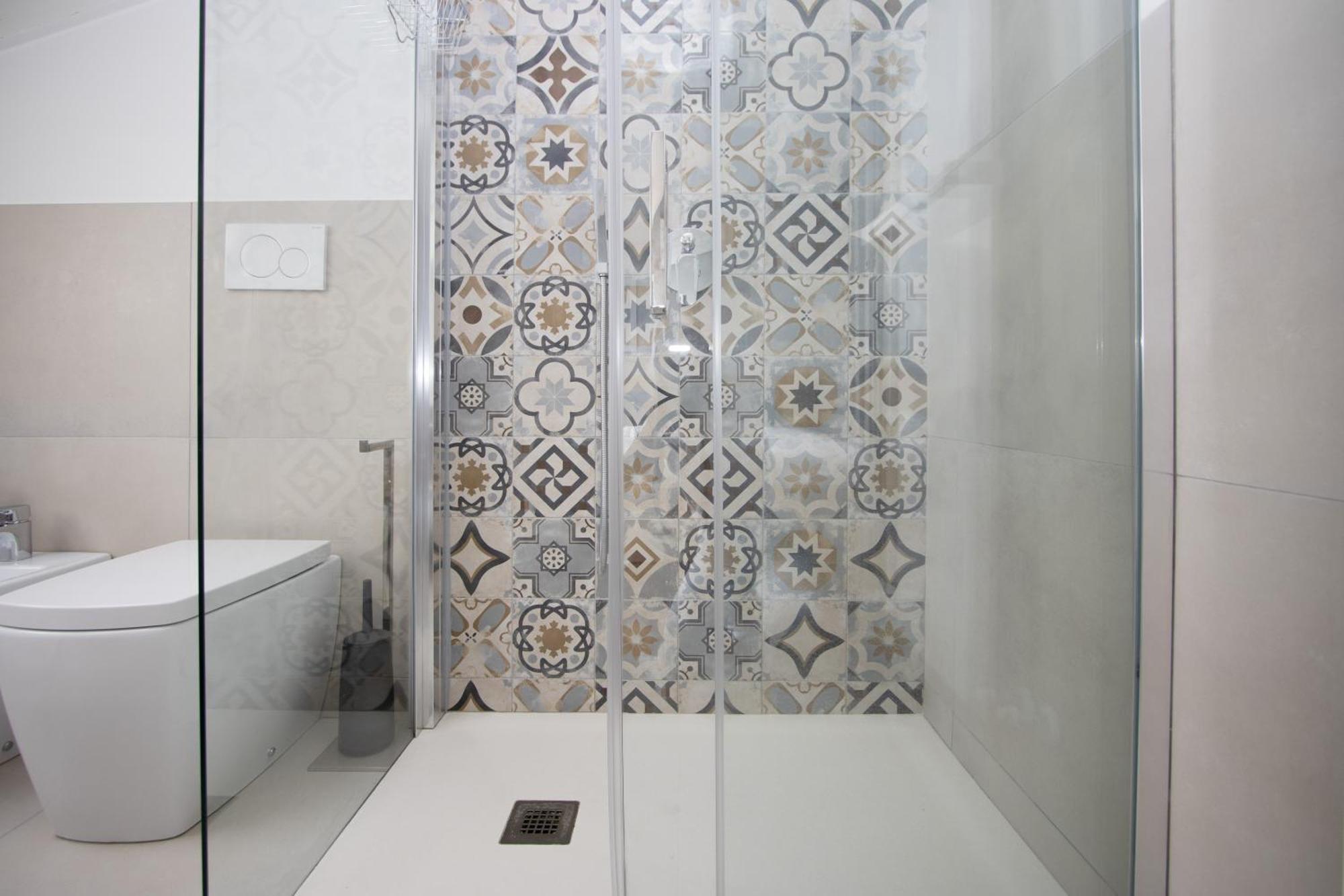 Penthouse With Patio & 2 Baths, 10 Min To Duomo *