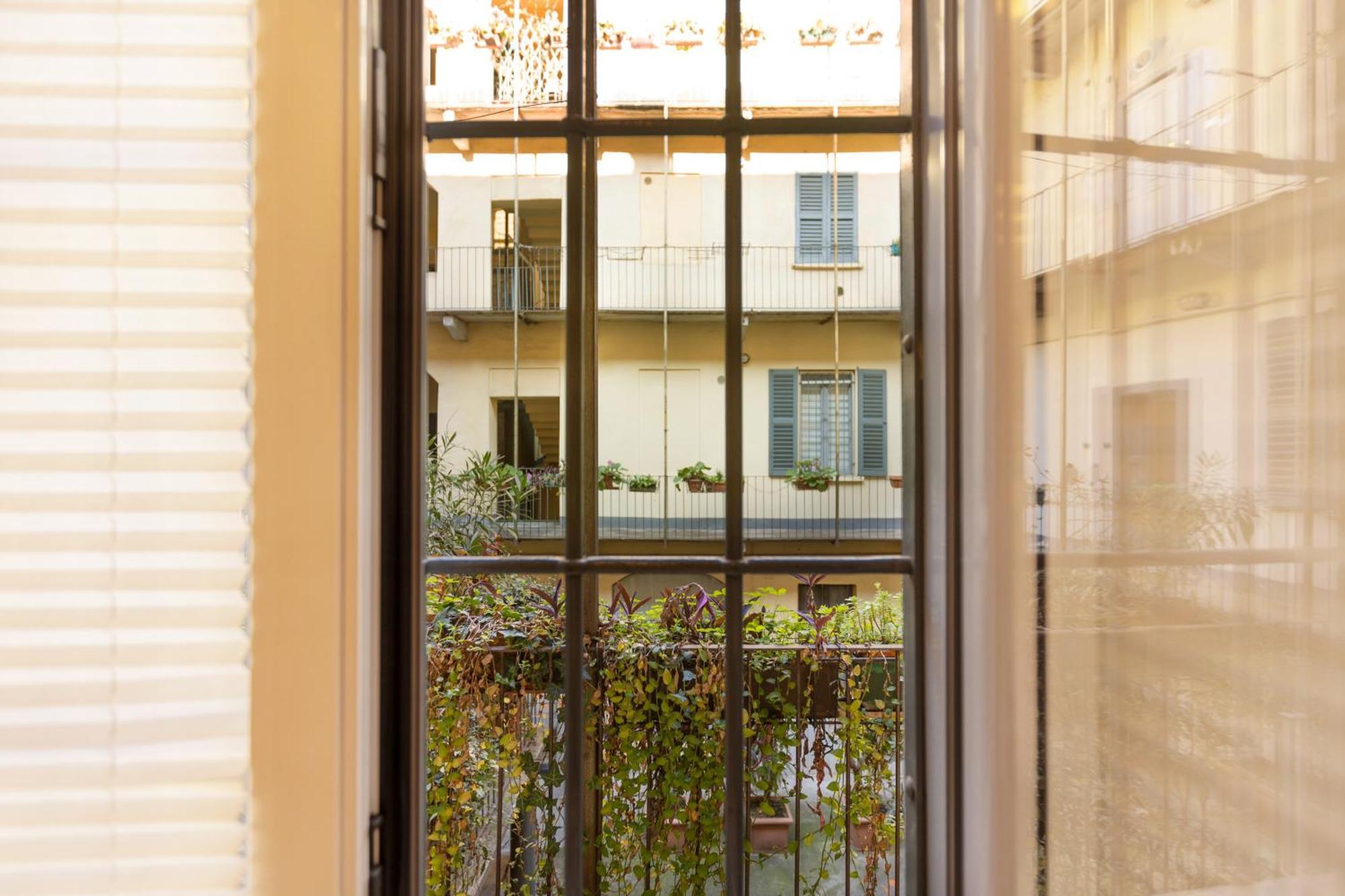 Bricks & Beams In The Key Area Of Apartamento