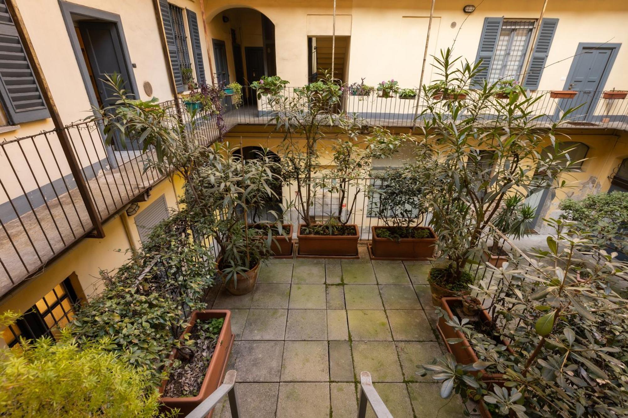 Bricks & Beams In The Key Area Of