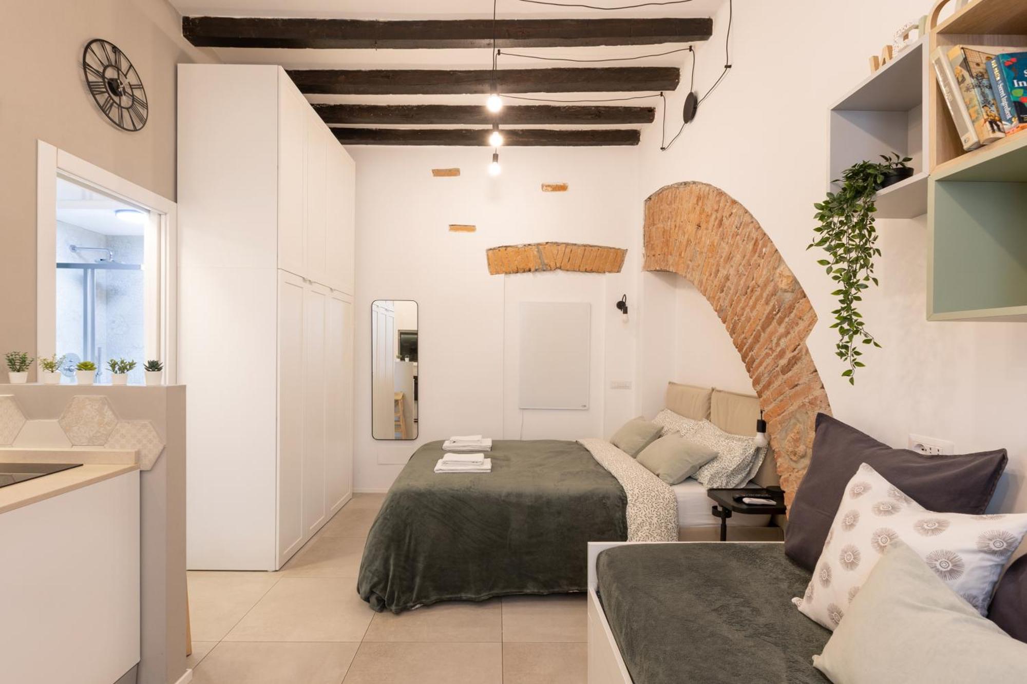 Bricks & Beams In The Key Area Of Apartamento