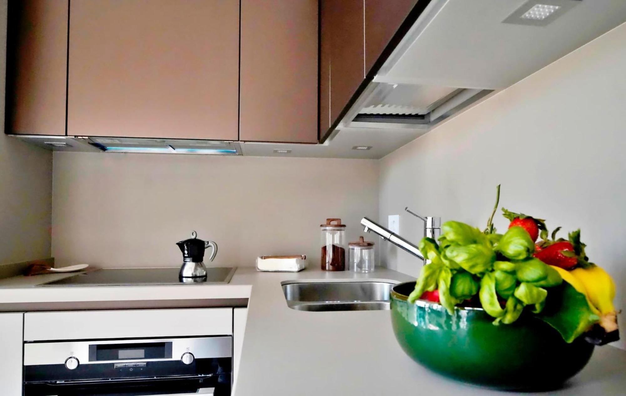 Apartamento San Babila Tower With Panoramic Terrace Overlooking Duomo By Rentopolis *