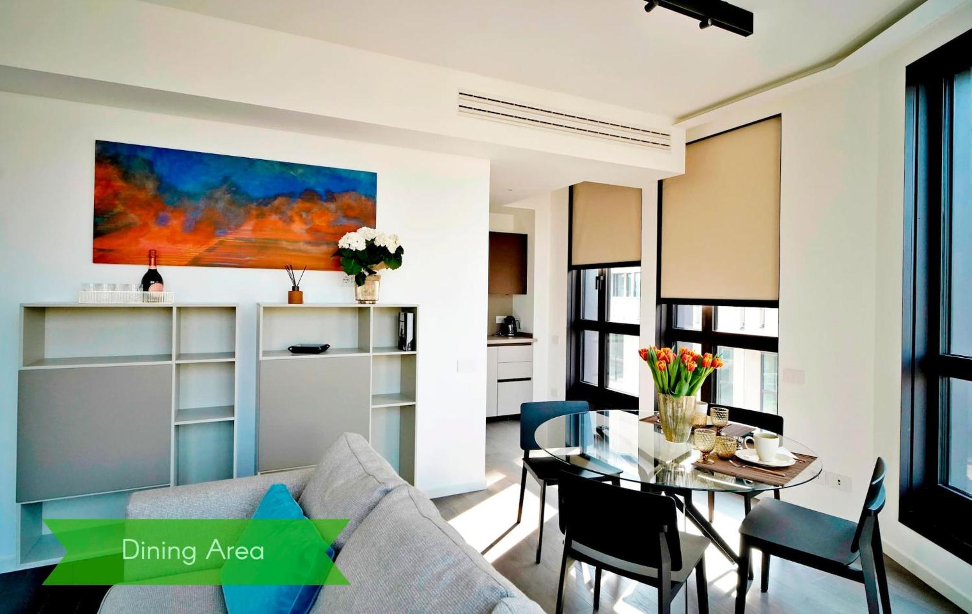 San Babila Tower With Panoramic Terrace Overlooking Duomo By Rentopolis Apartamento *