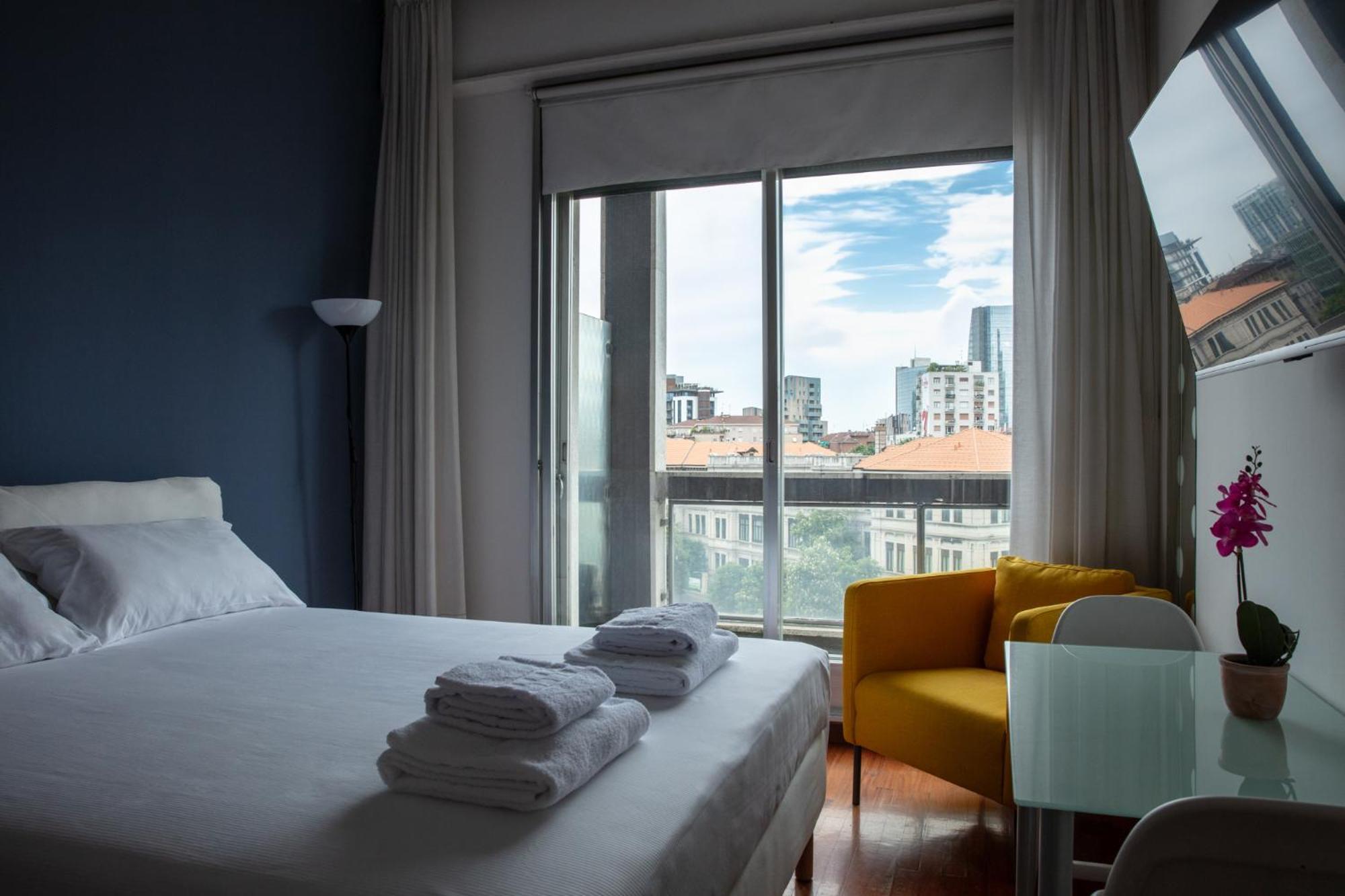 Dehomes - Porta Nuova Business *