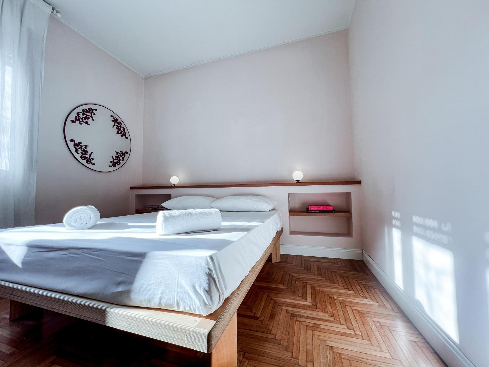 Apartment Isola Trendy Retreat - Large Flat, Mailand