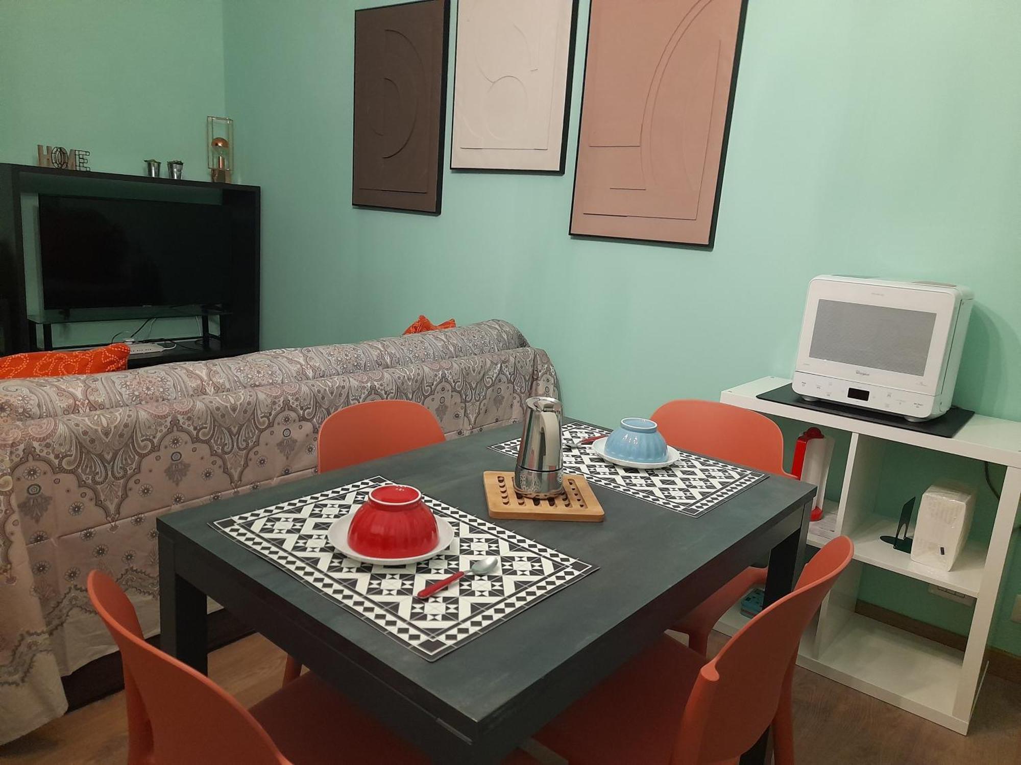 Apartamento Comfortable Flat Inside Isola And Garibaldi District Milão