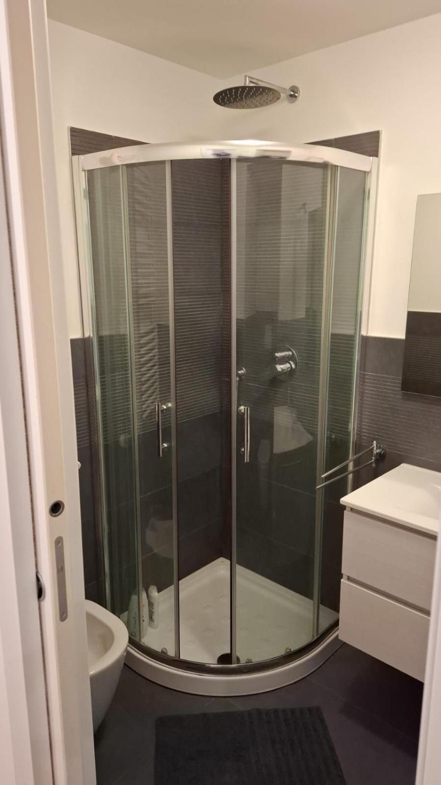 Rosolino House Porta Venezia Cozy E Wi-fi Apartment Milan
