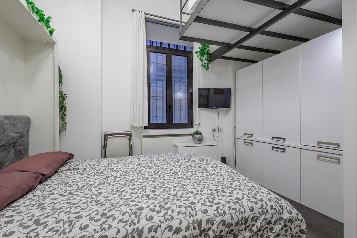 Piccolo Loft Nella Grande Apartamento