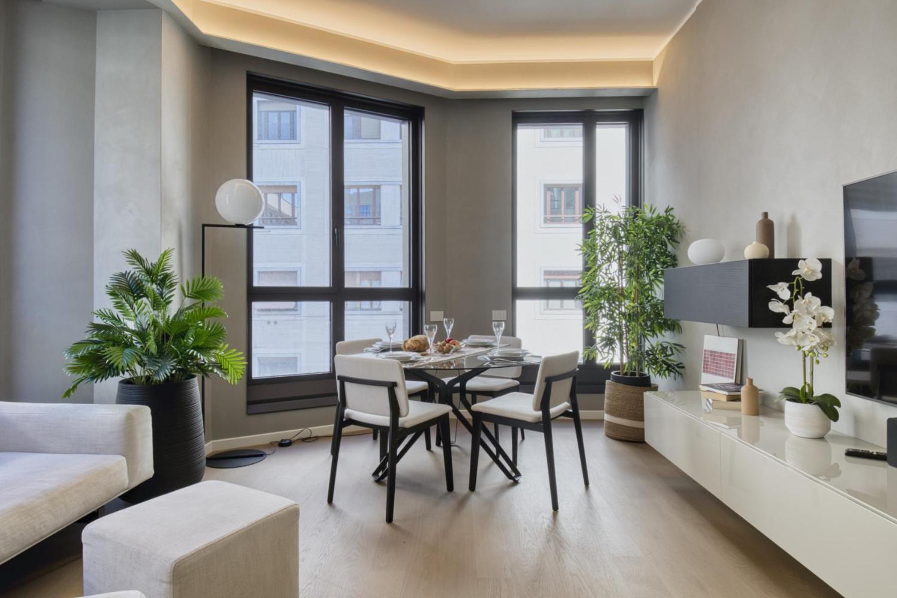 San Babila Tower With Panoramic Terrace Overlooking Duomo By Rentopolis Apartamento *