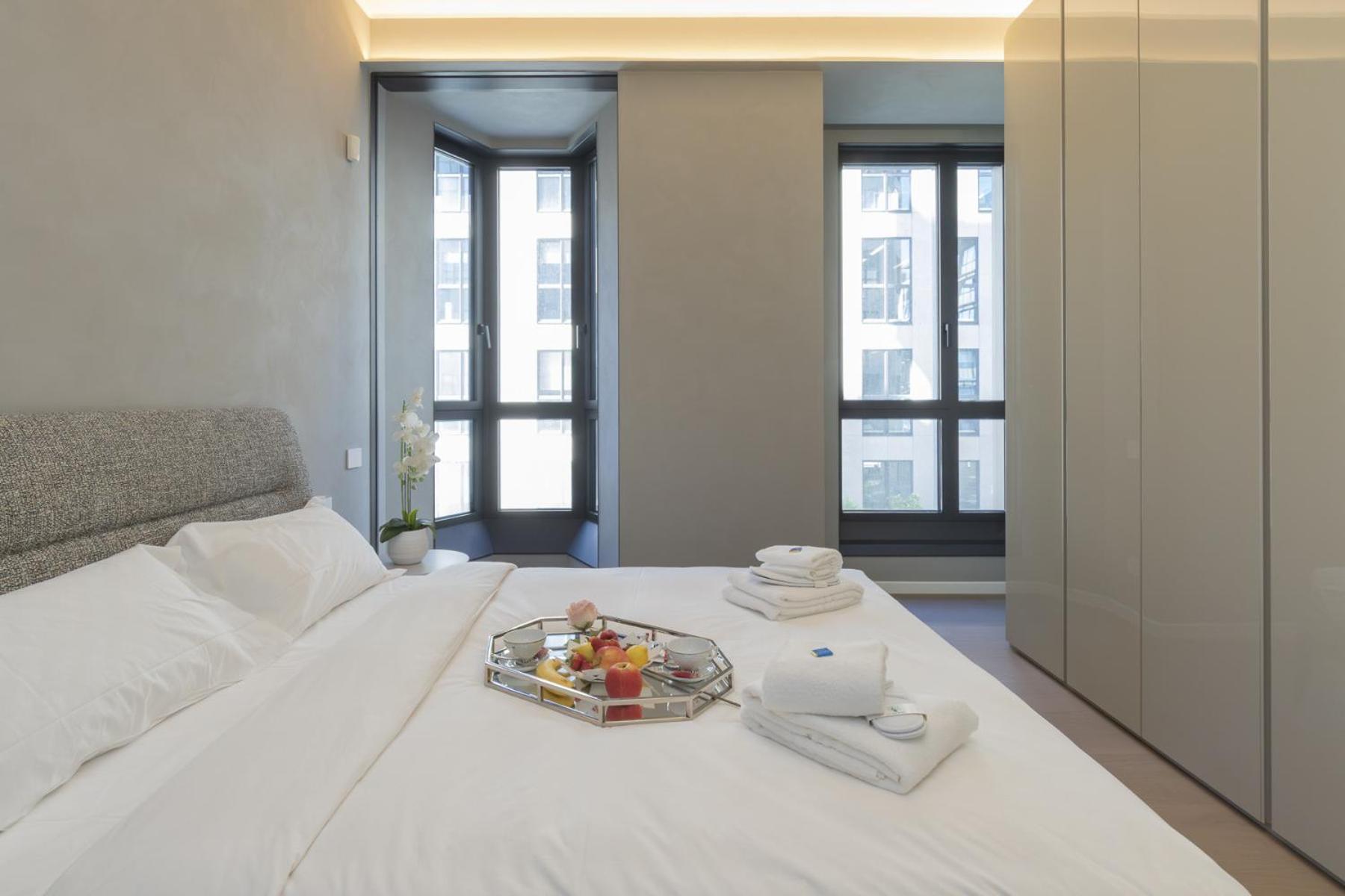 San Babila Tower With Panoramic Terrace Overlooking Duomo By Rentopolis Apartamento