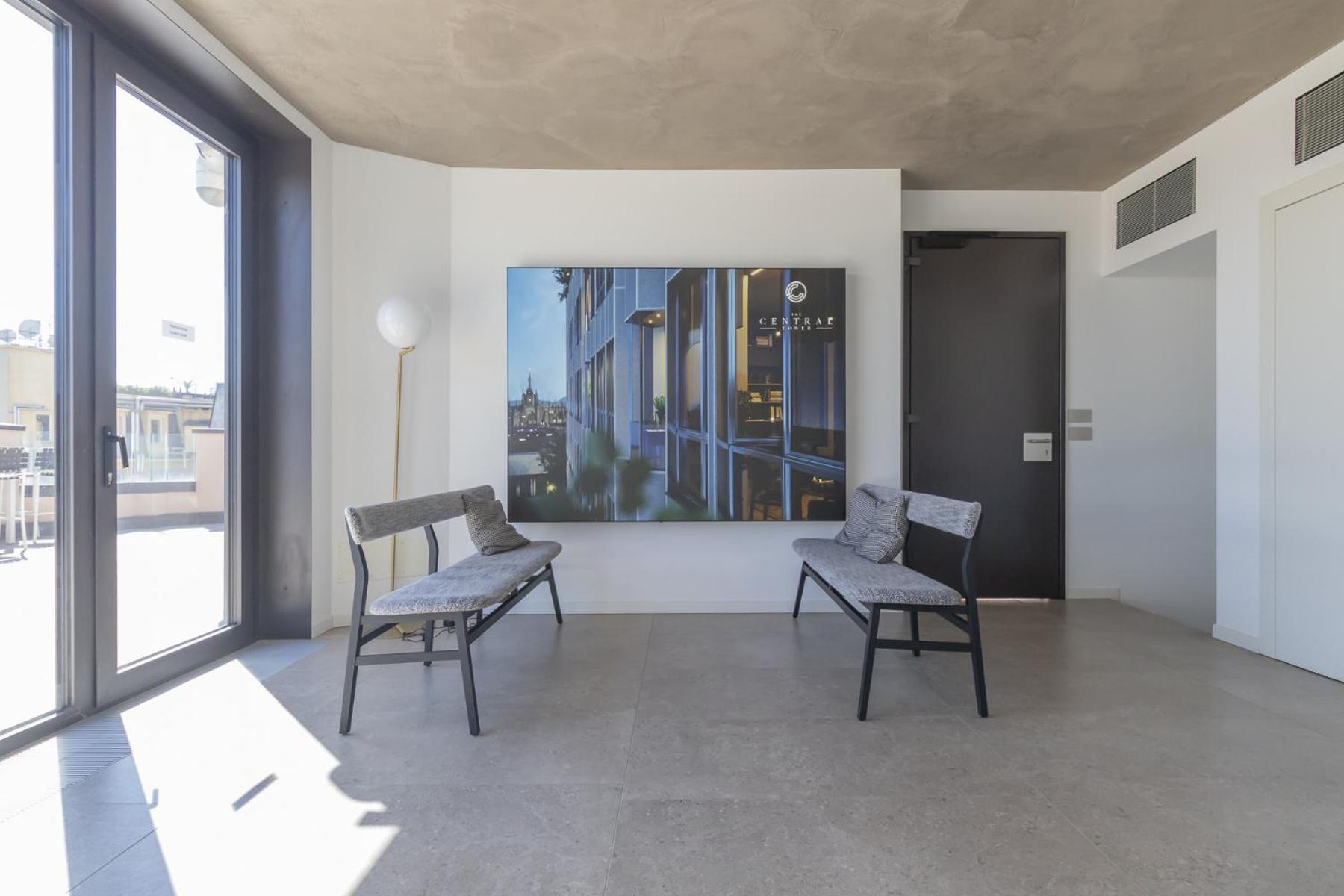 Apartamento San Babila Tower With Panoramic Terrace Overlooking Duomo By Rentopolis Milão