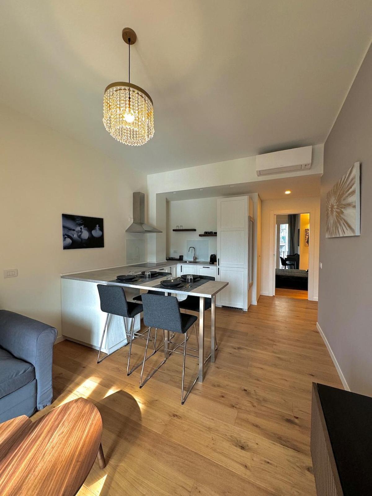 Apartment - - Life - Mailand