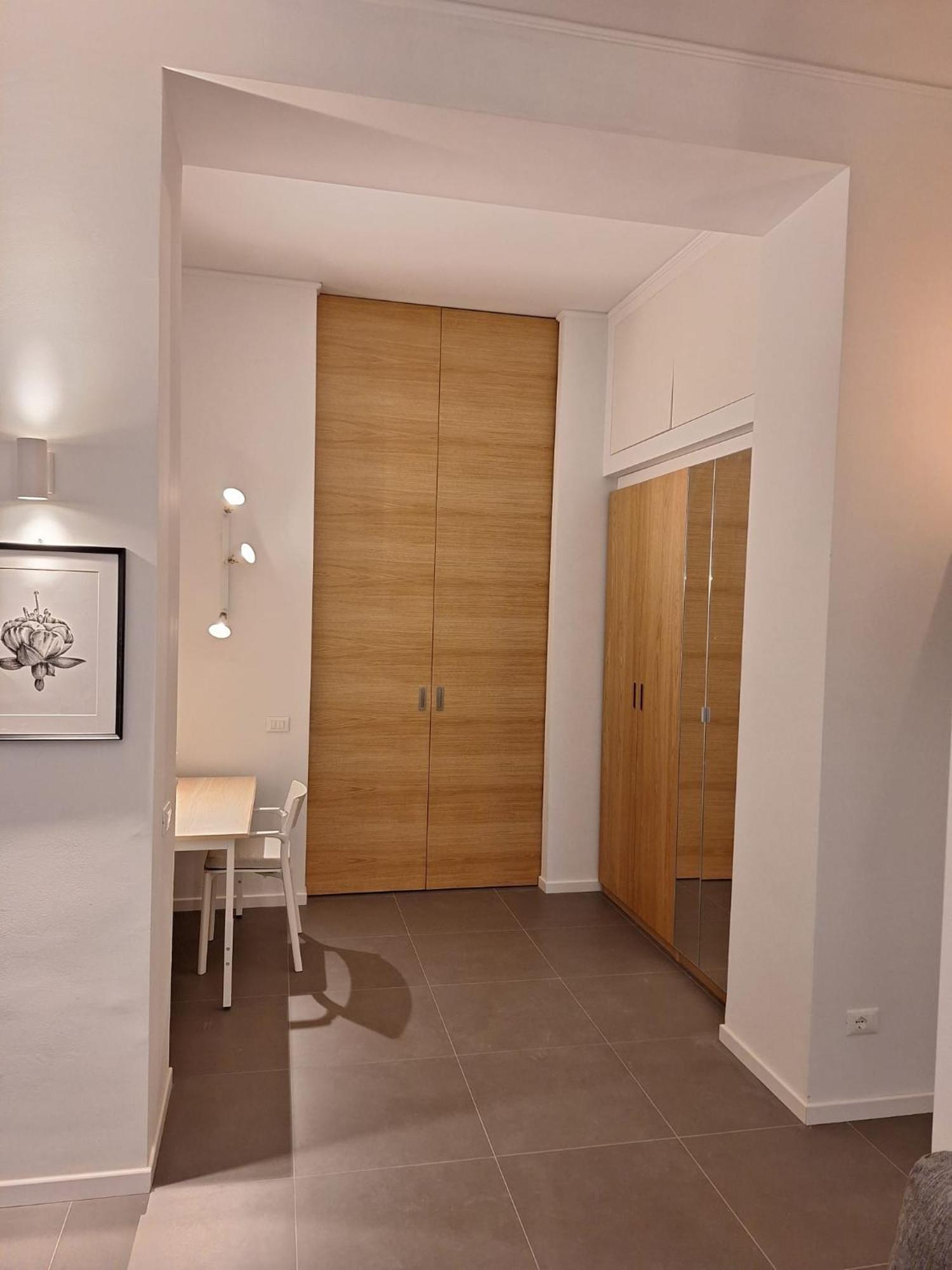S-home Porta Romana Con Wi-fi E Aria Condizionata Apartment