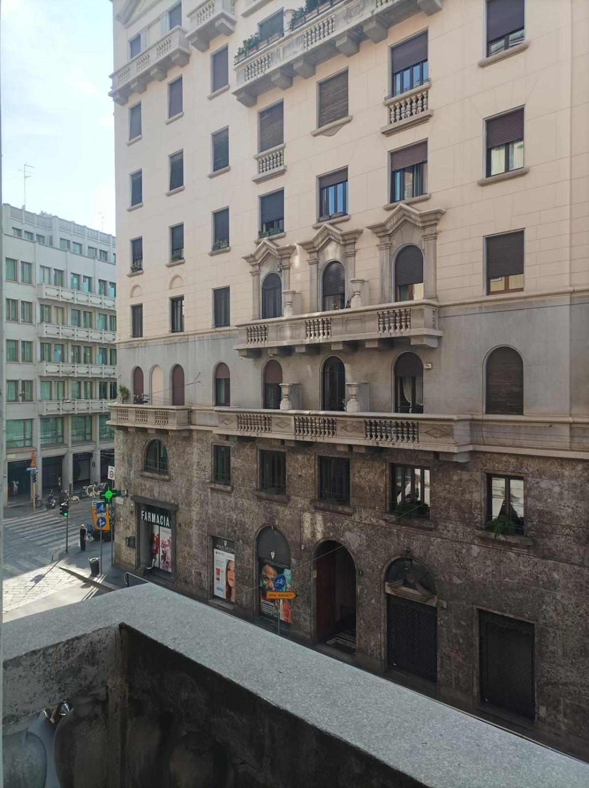 Apartamento Bilocale Con Wifi In Palazzo Storico, A 5 Minuti Dal Duomo Zona San Babila - Tribunale