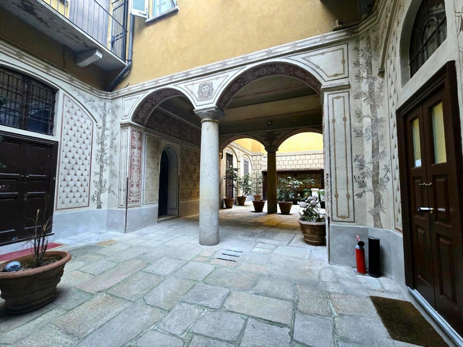 Apartment Yr - Duomo Milan