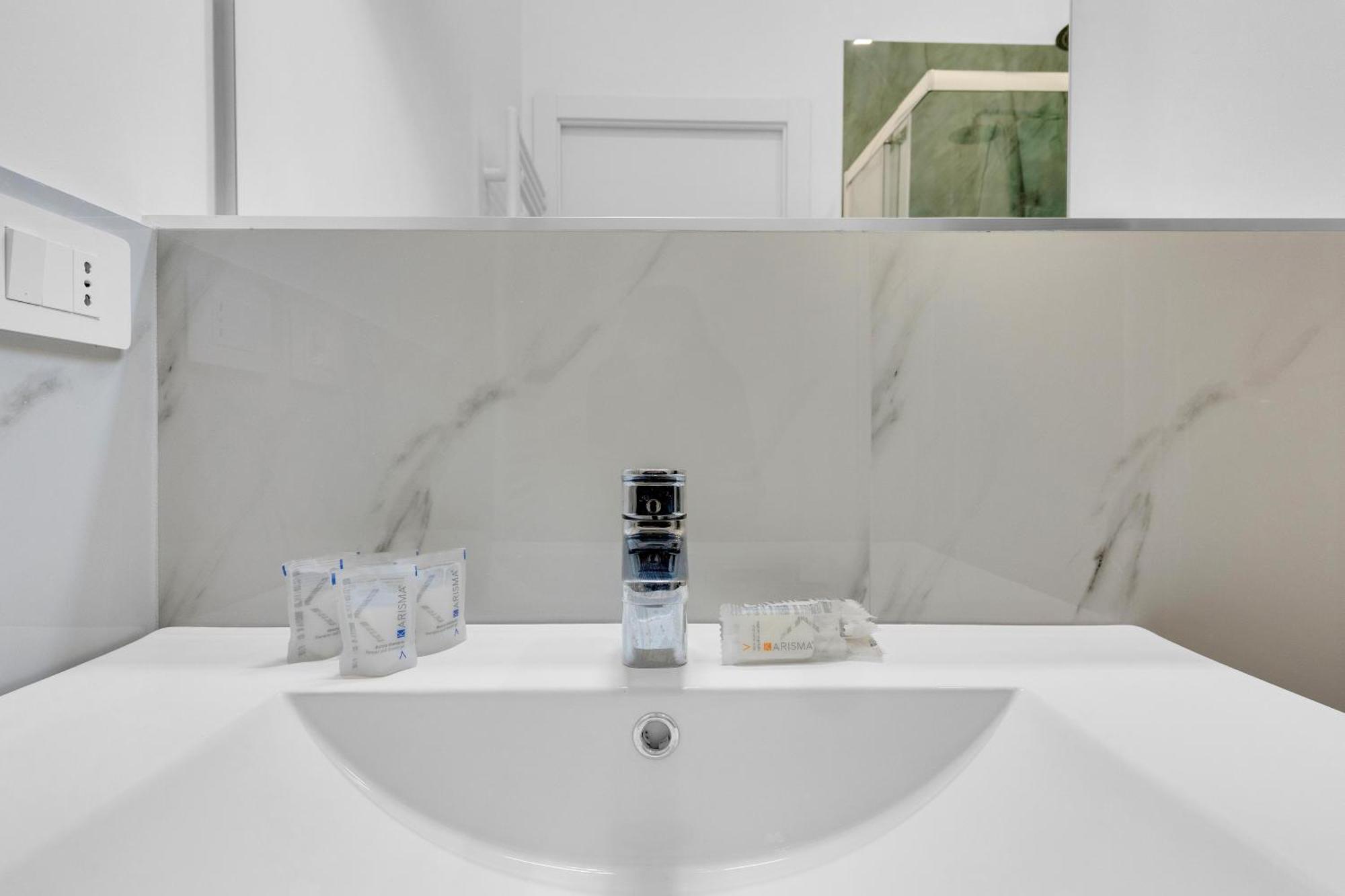 Cre9 -loreto - Duomo- - Modern - Apartment *