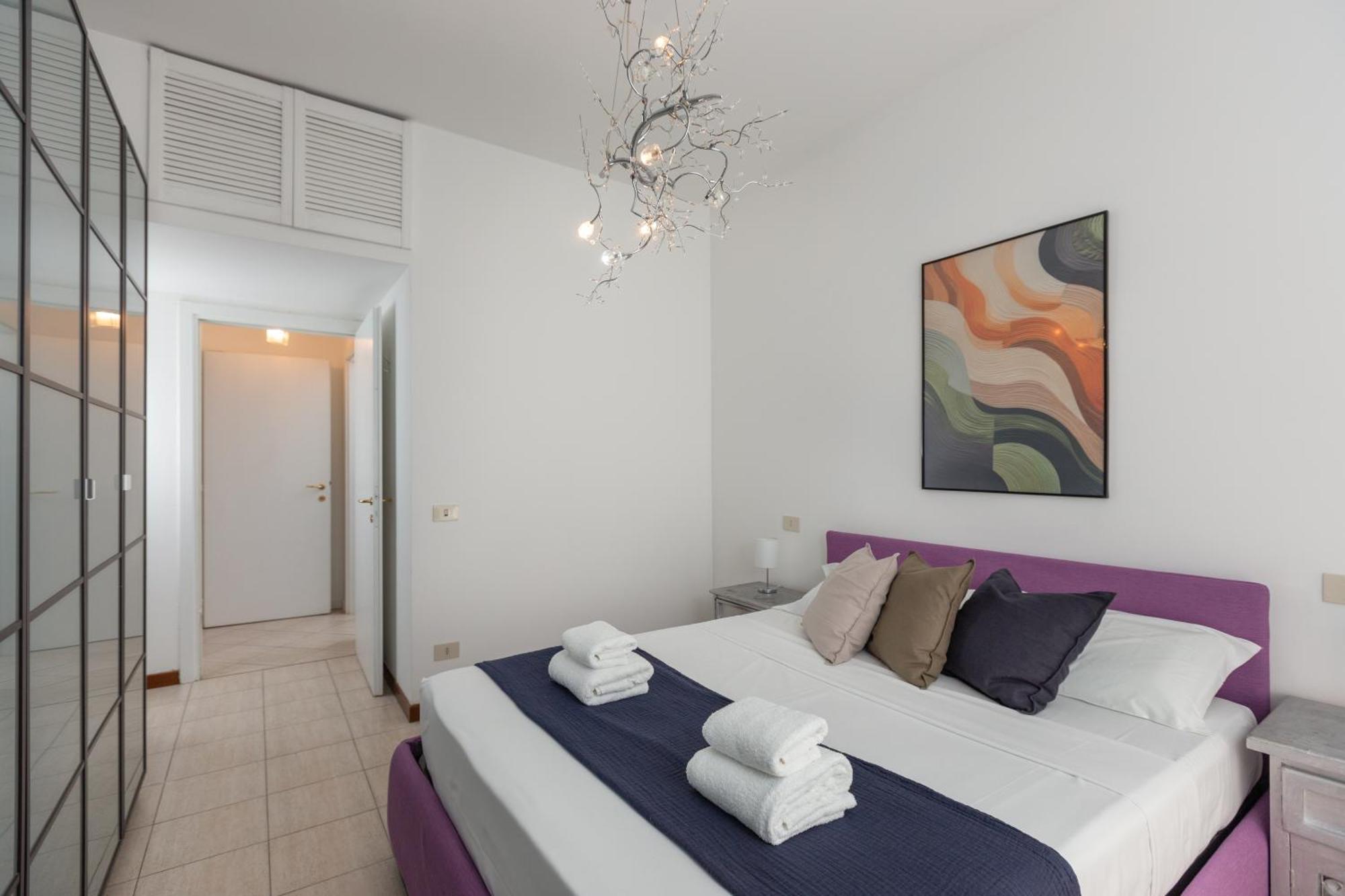 The Golden Floor - New Bright Apartment Mailand