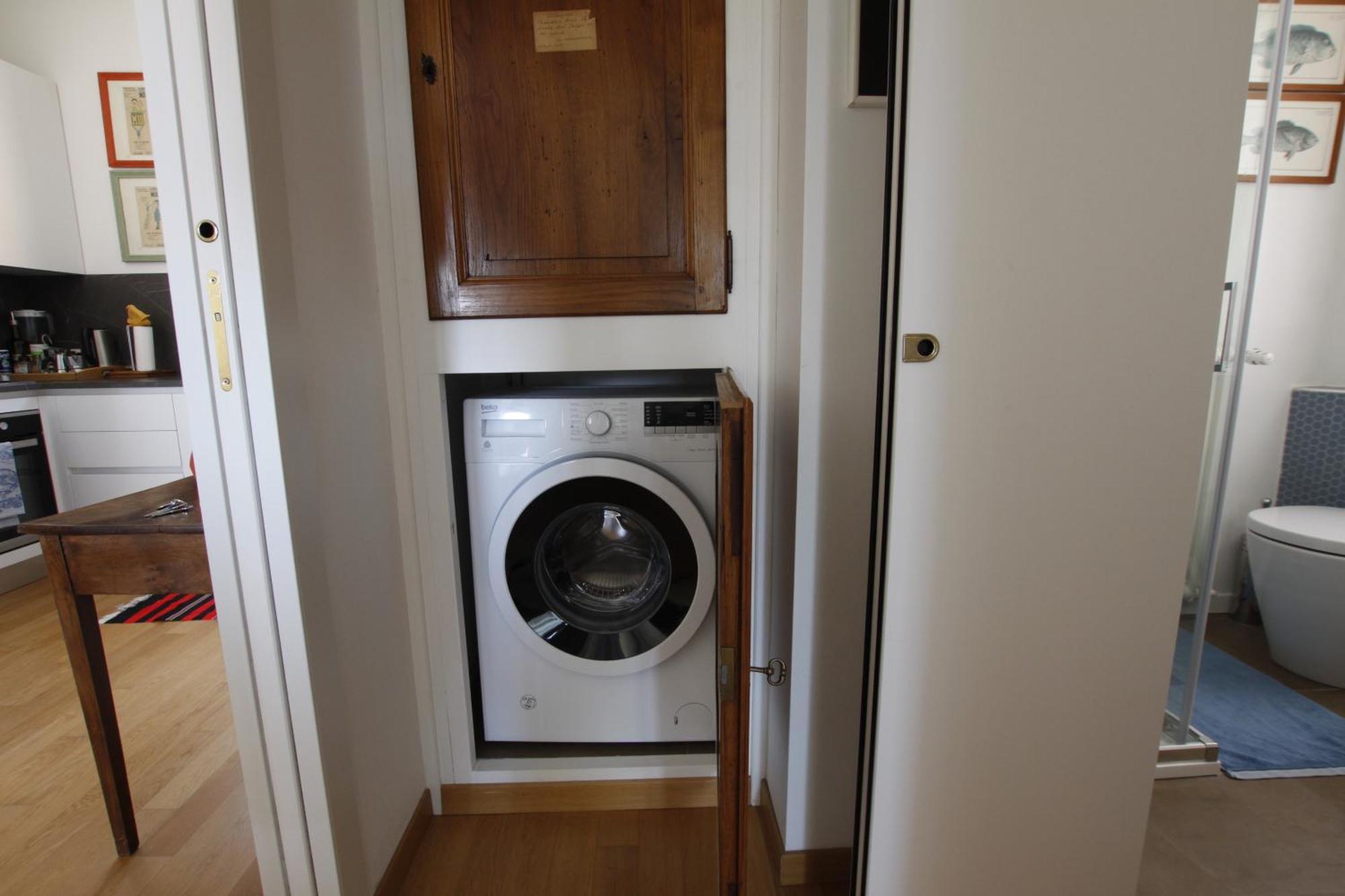 Caccialepori, Luminoso E Comodissimo Con Ac E Lift Apartamento