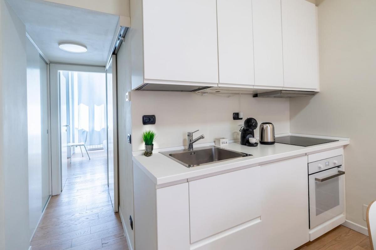 A 400m Dalla Metro Con Wifi Piu Parcheggio Privato Bici Apartment *