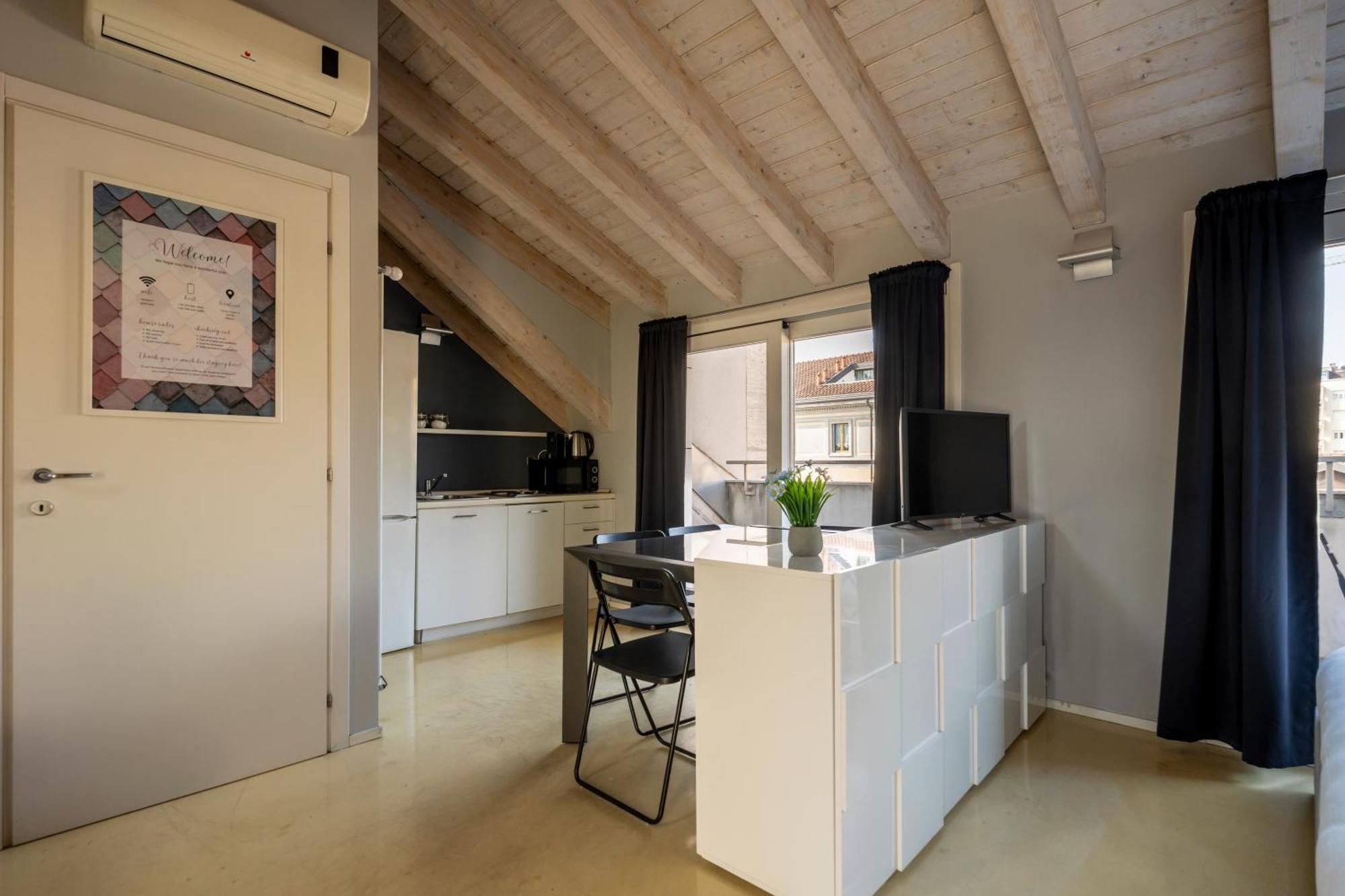 Apartment Rooftop Corso Con Terrazzo Privato *