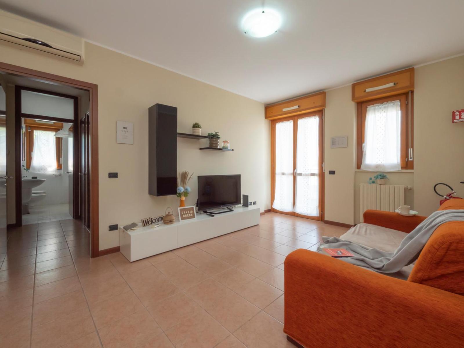 Apartment Spazio Breda - Free Garage, Metro M1, Balcony *