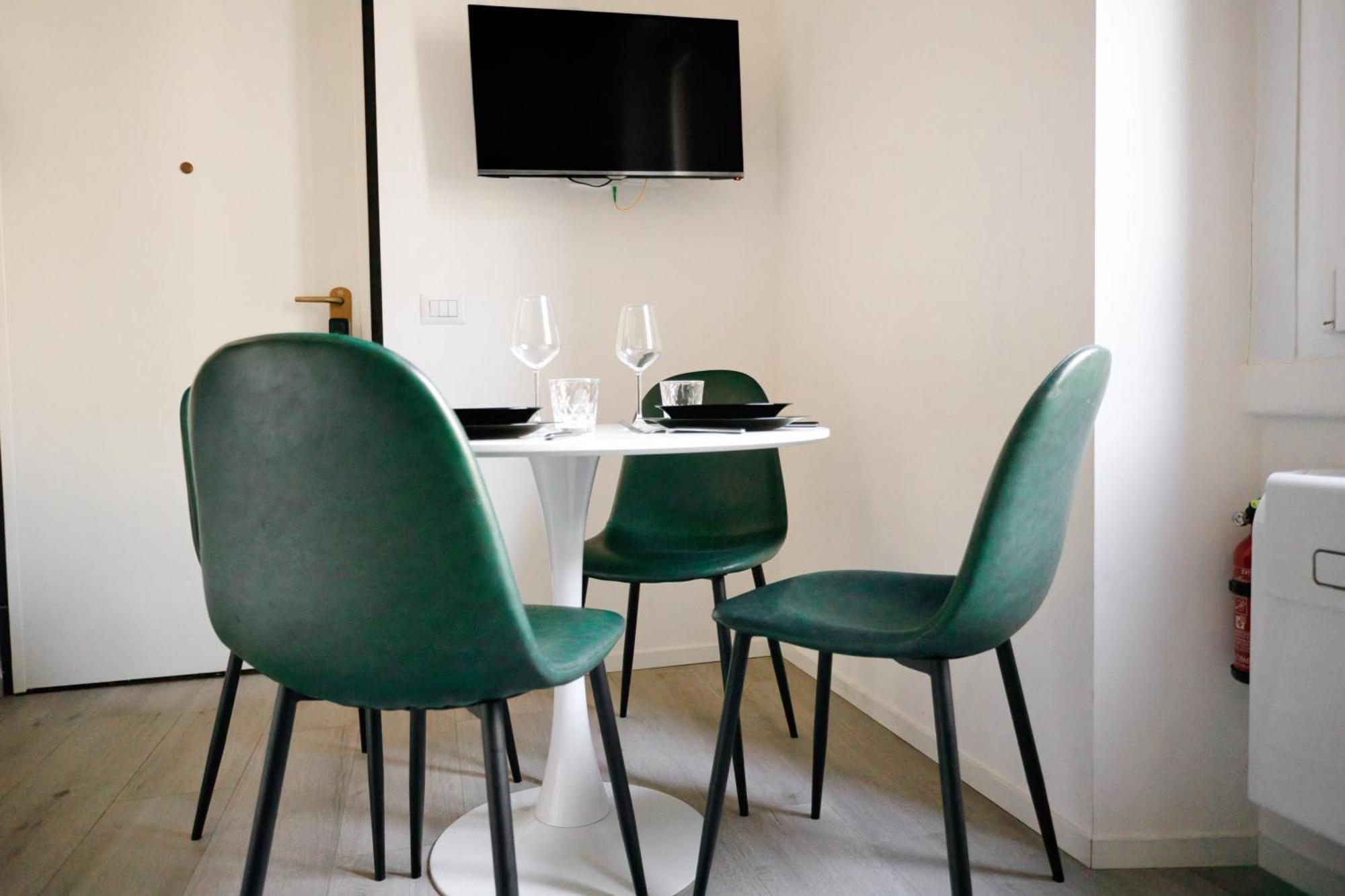Domusmi Porta Venezia Apartment