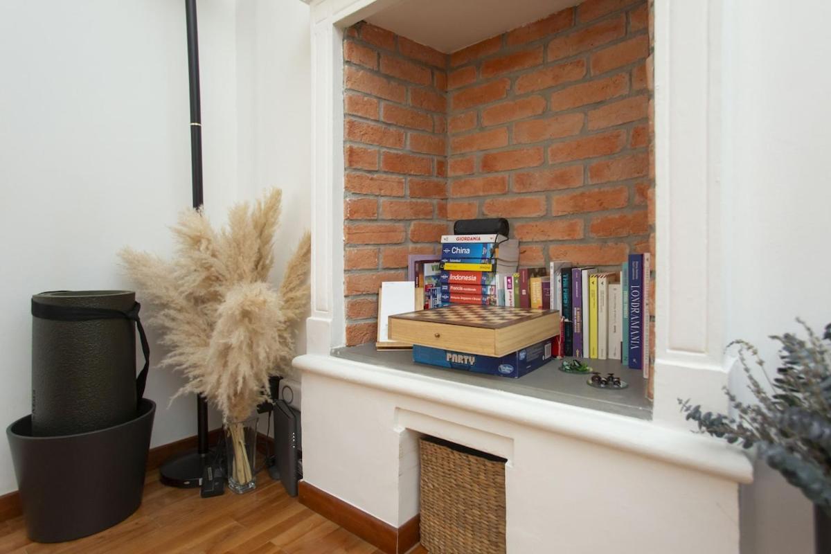 Correggio14 Living - *