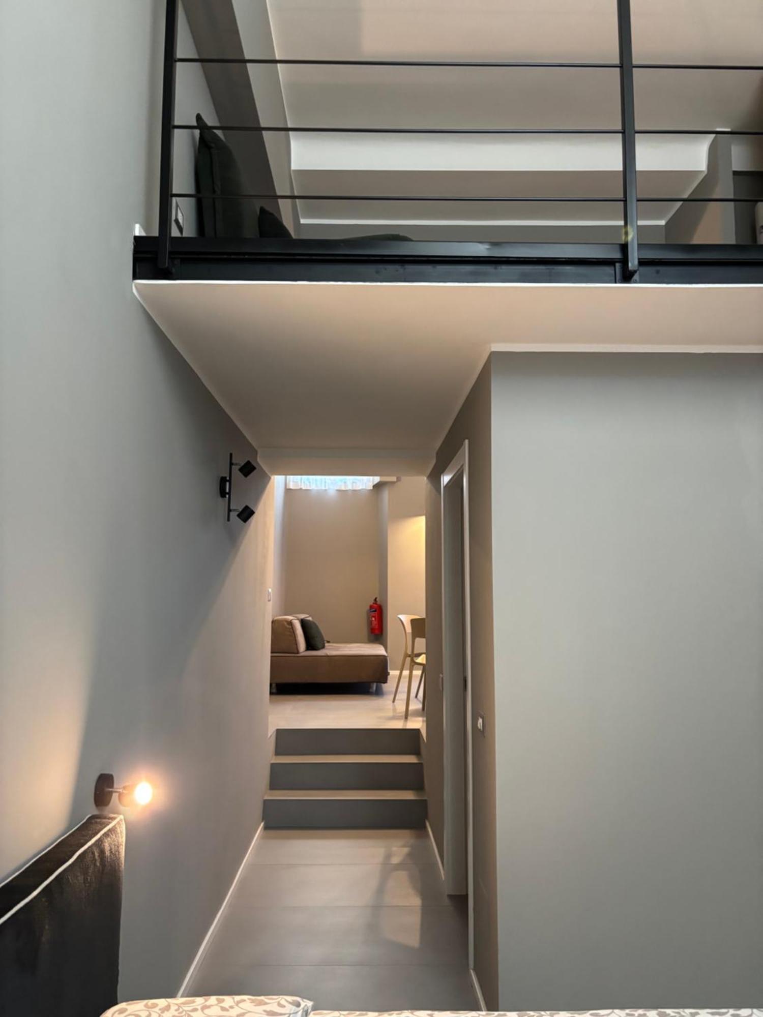 Hozyhome Design Loft In Via Cermenate * Milão