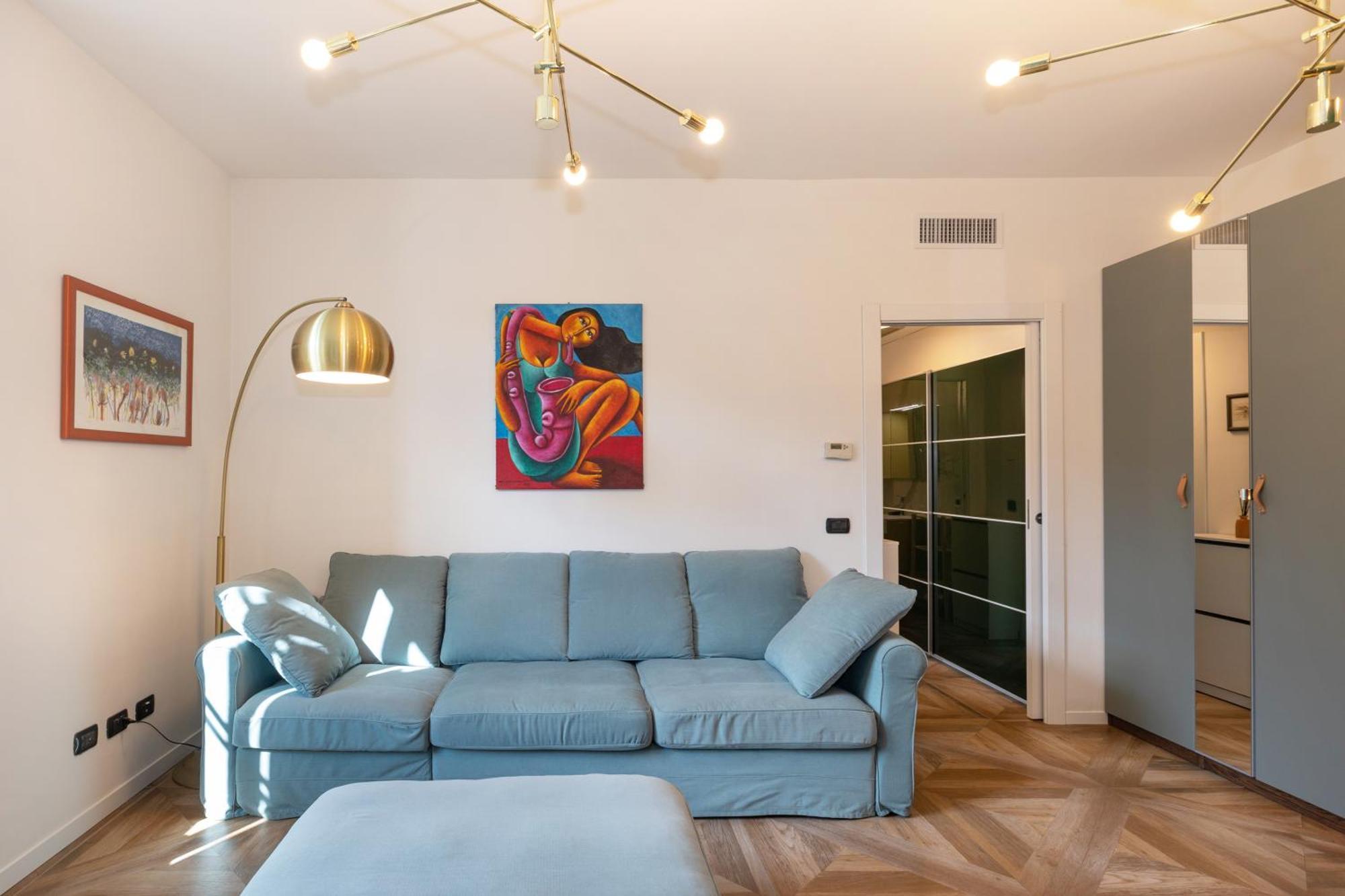 Bright One Bedroom Porta Venezia - Mirable Pm
