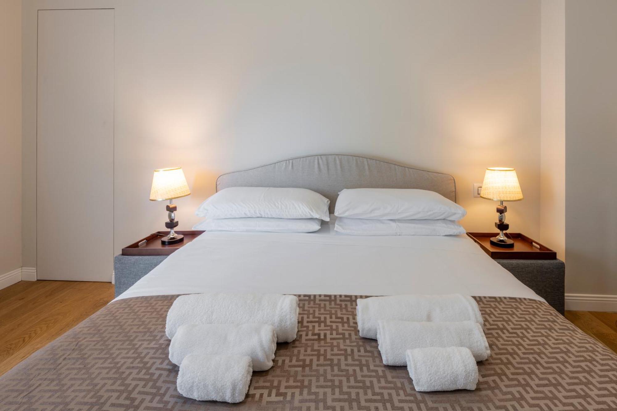 Duomo Gallery Apartment *