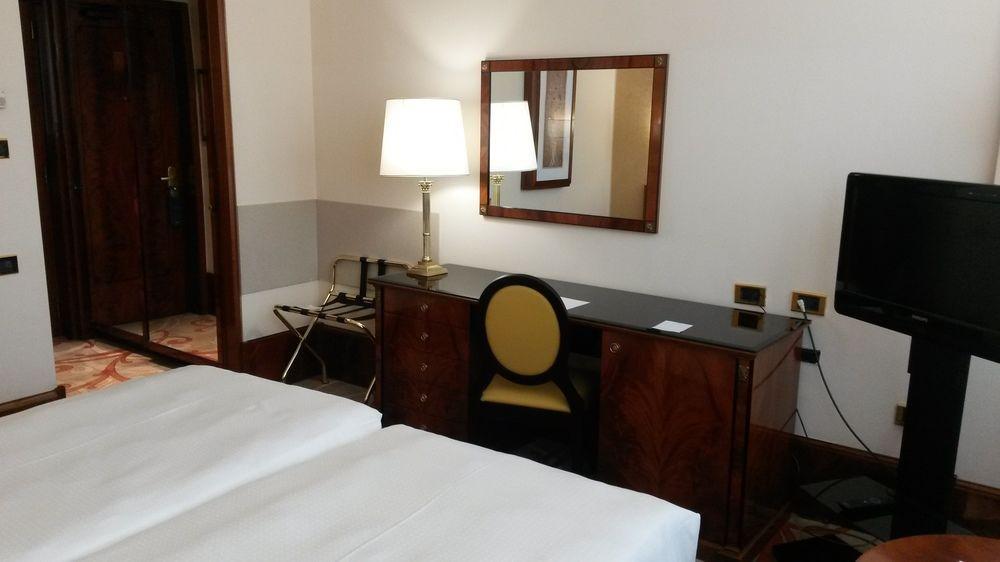 Hotel Una Scandinavia 4*