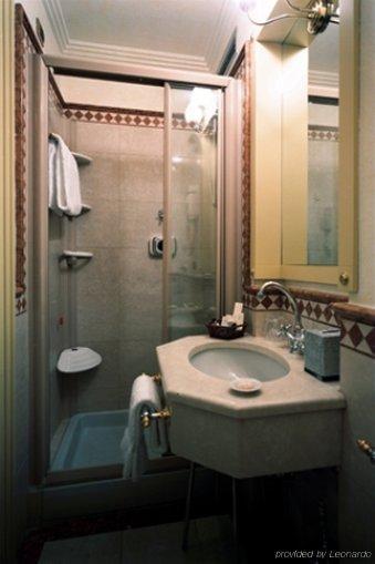 Auriga Hotel 4*