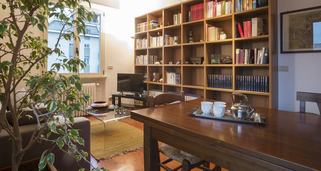 Apartment Joivy Warm Family Flat For 6 With Terrace In Mailand