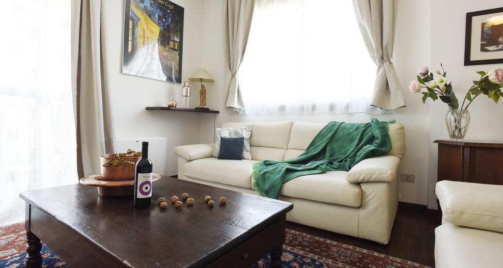Altido Victorian Apt For 2 With Balcony And Free Parking Apartamento