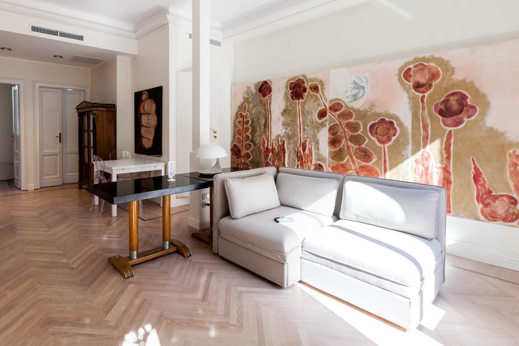 House Of Art Giovio Apartment *