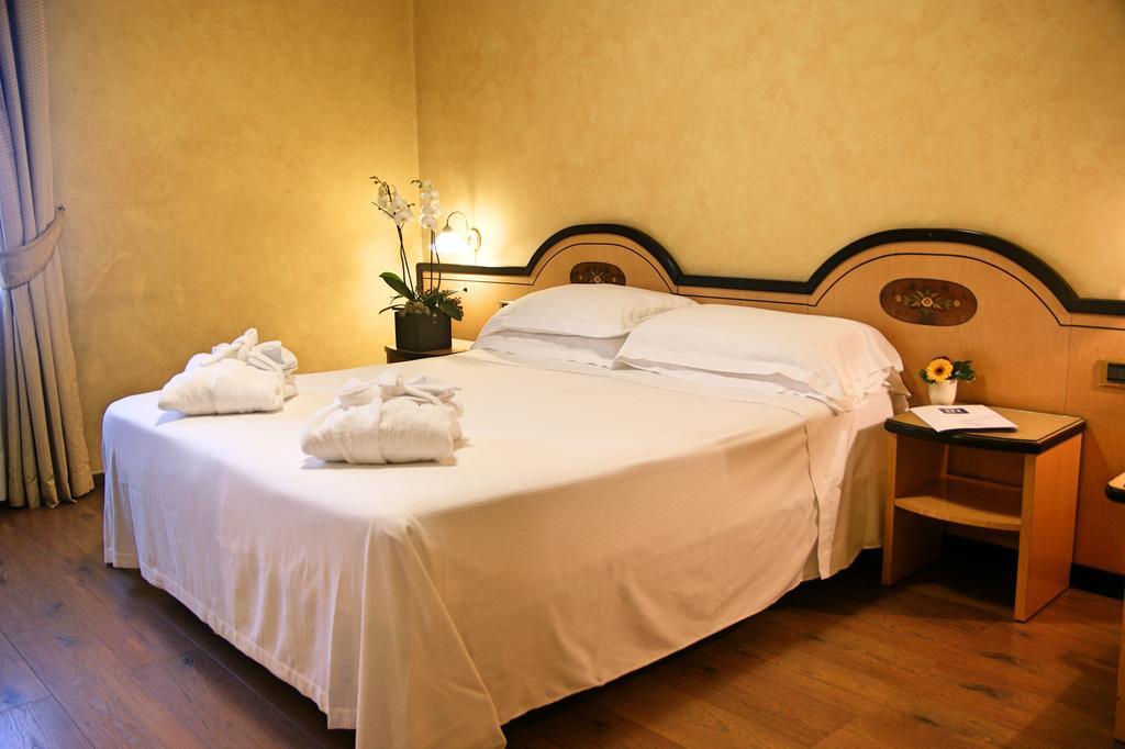 Hotel Ih Puccini 4*