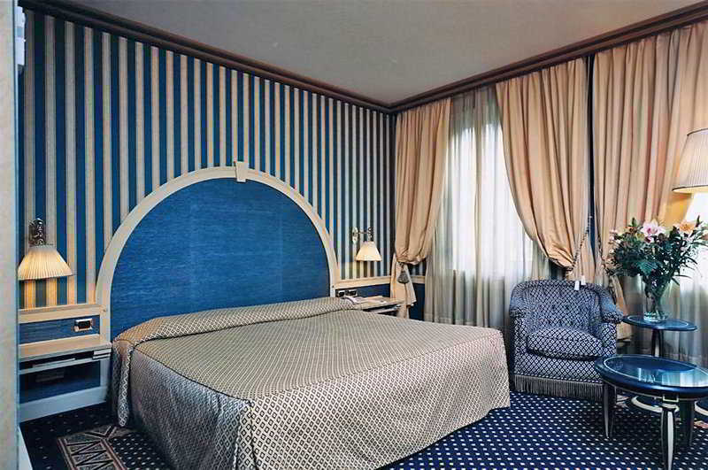 Hotel Auriga 4*