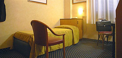 Lepontina Aparthotel 3*