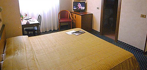 Aparthotel Lepontina 3*