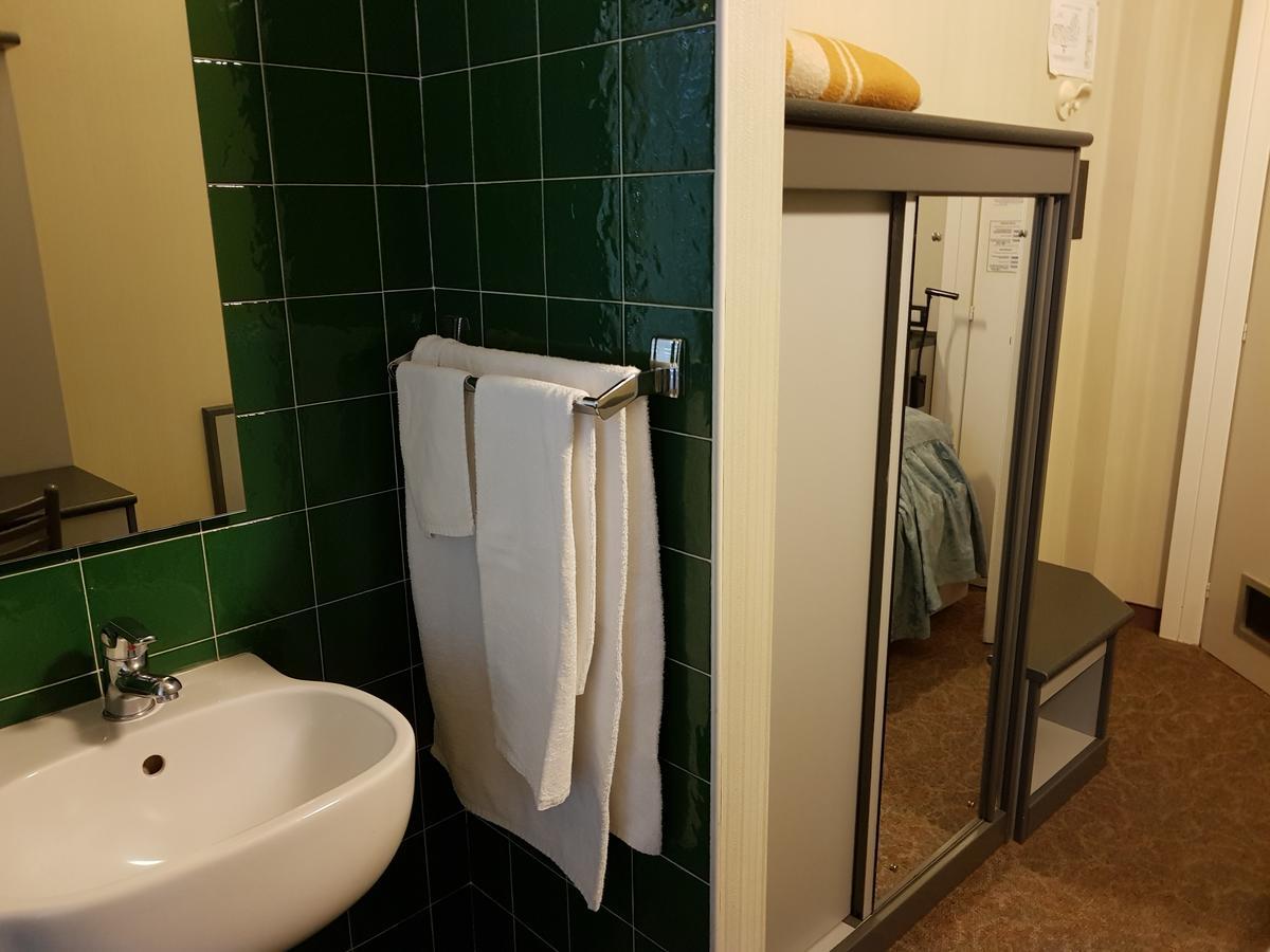 Hotel Ada 2*