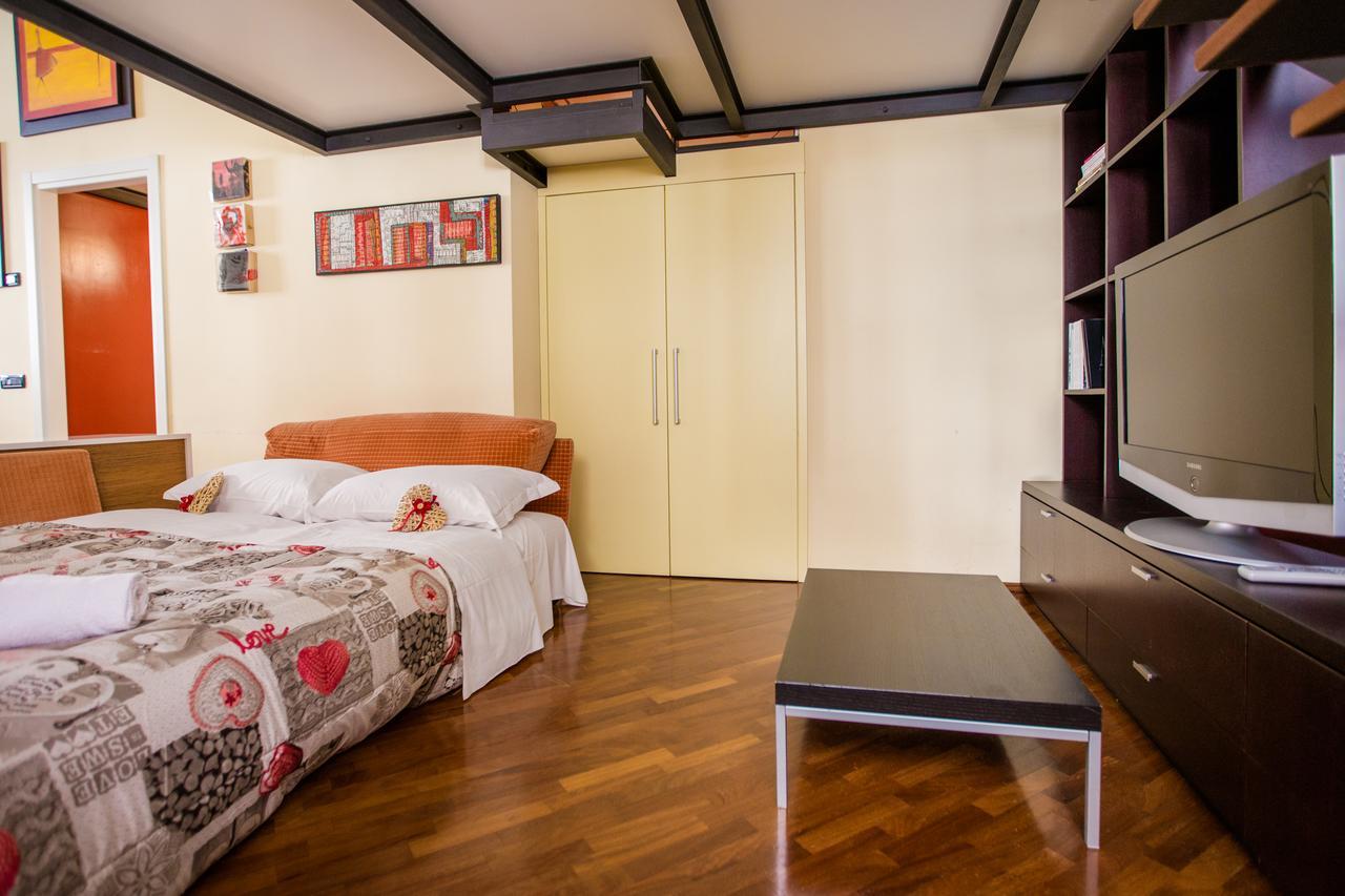 Porta Ticinese Mini Loft *