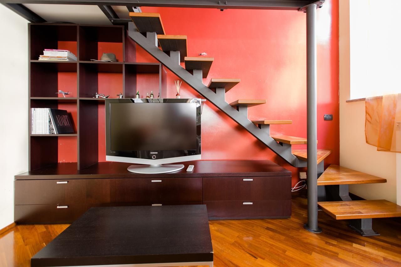 Porta Ticinese Mini Loft * Milão
