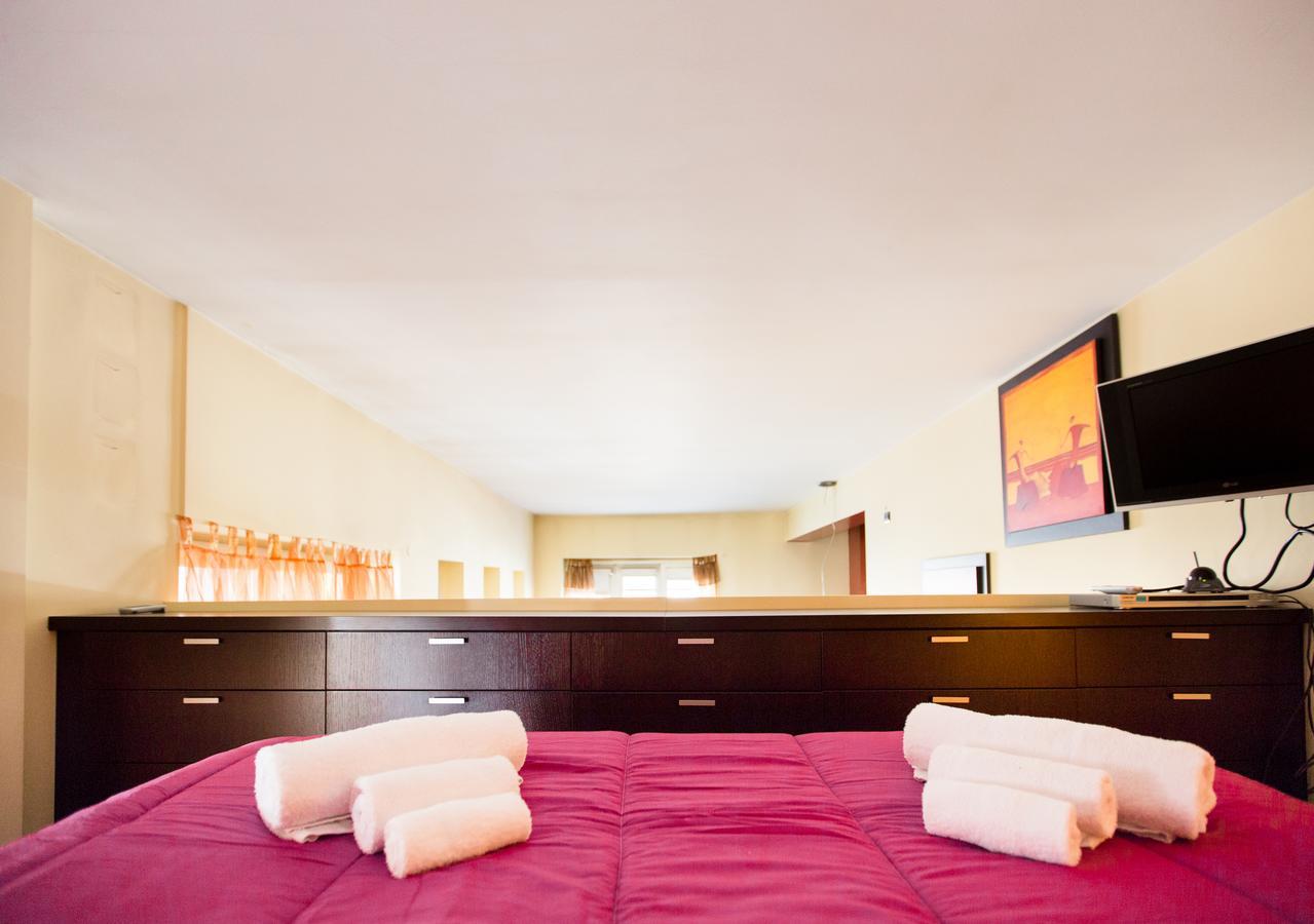 Porta Ticinese Mini Loft * Milão