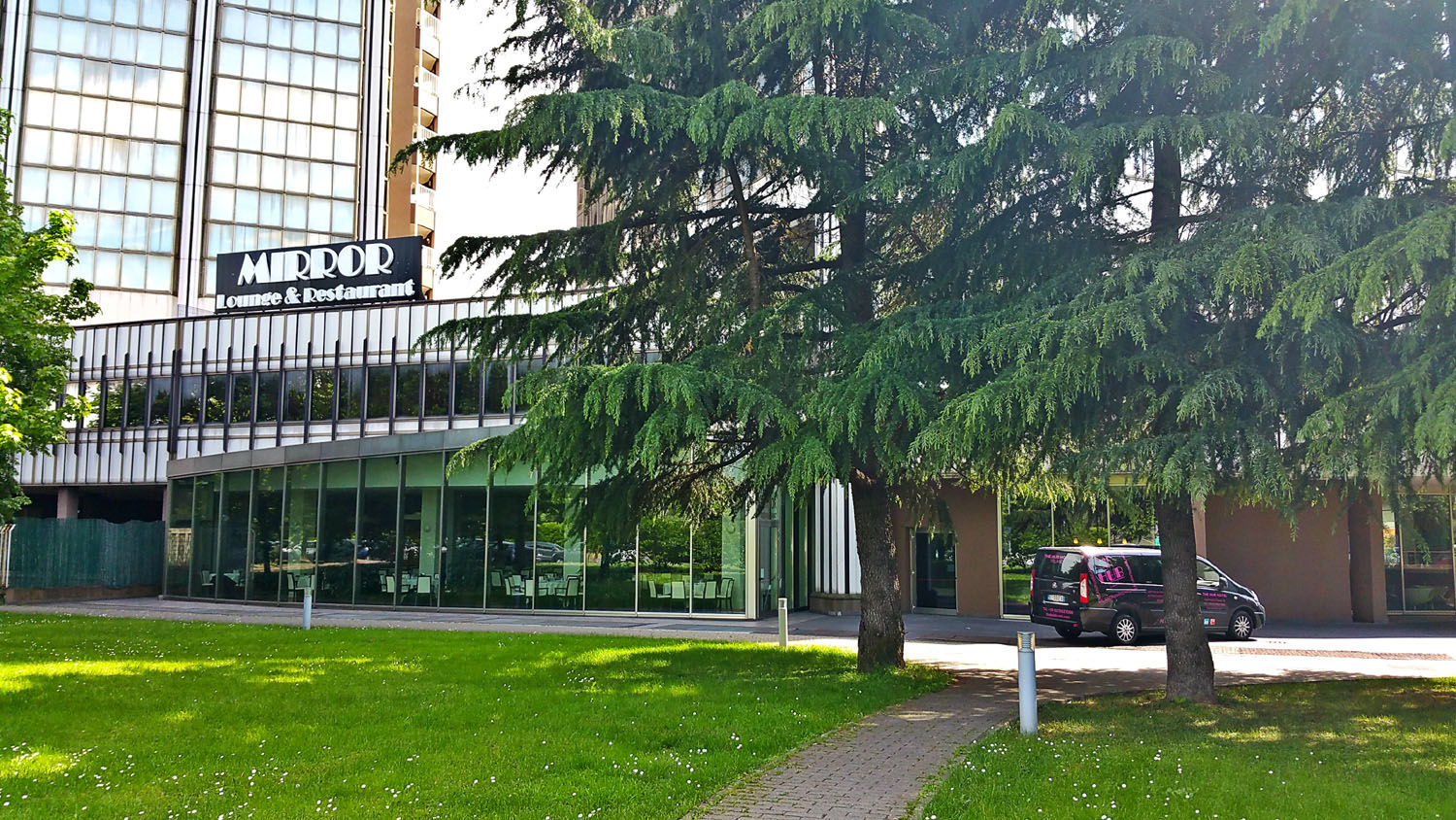 Best Western Plus The Hub 4*
