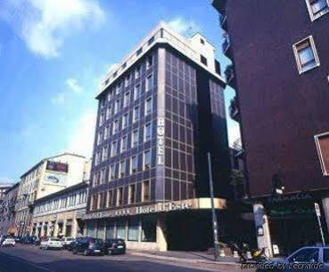 Qc Room Milano Porta Romana 4*