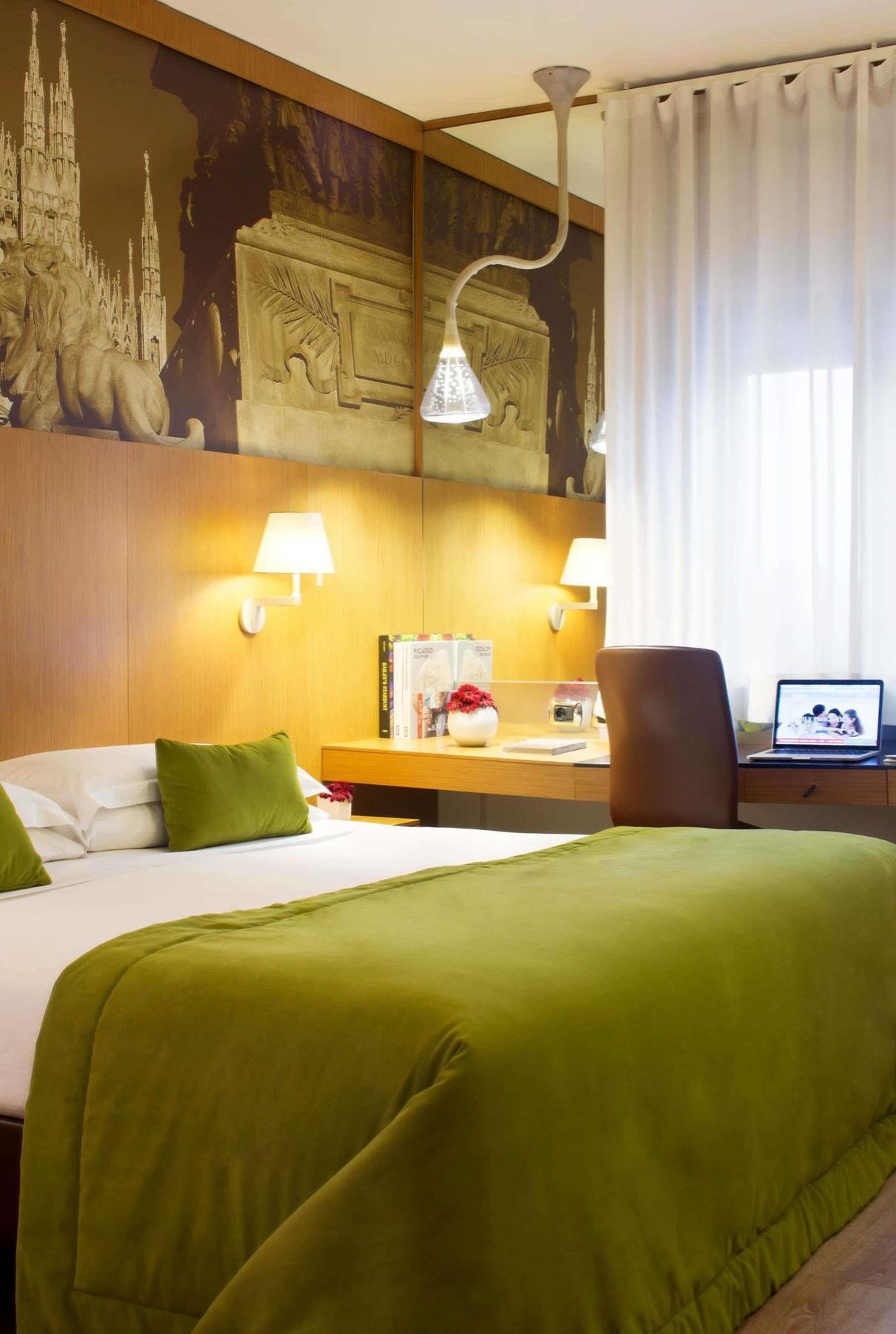 Starhotels Tourist 4*